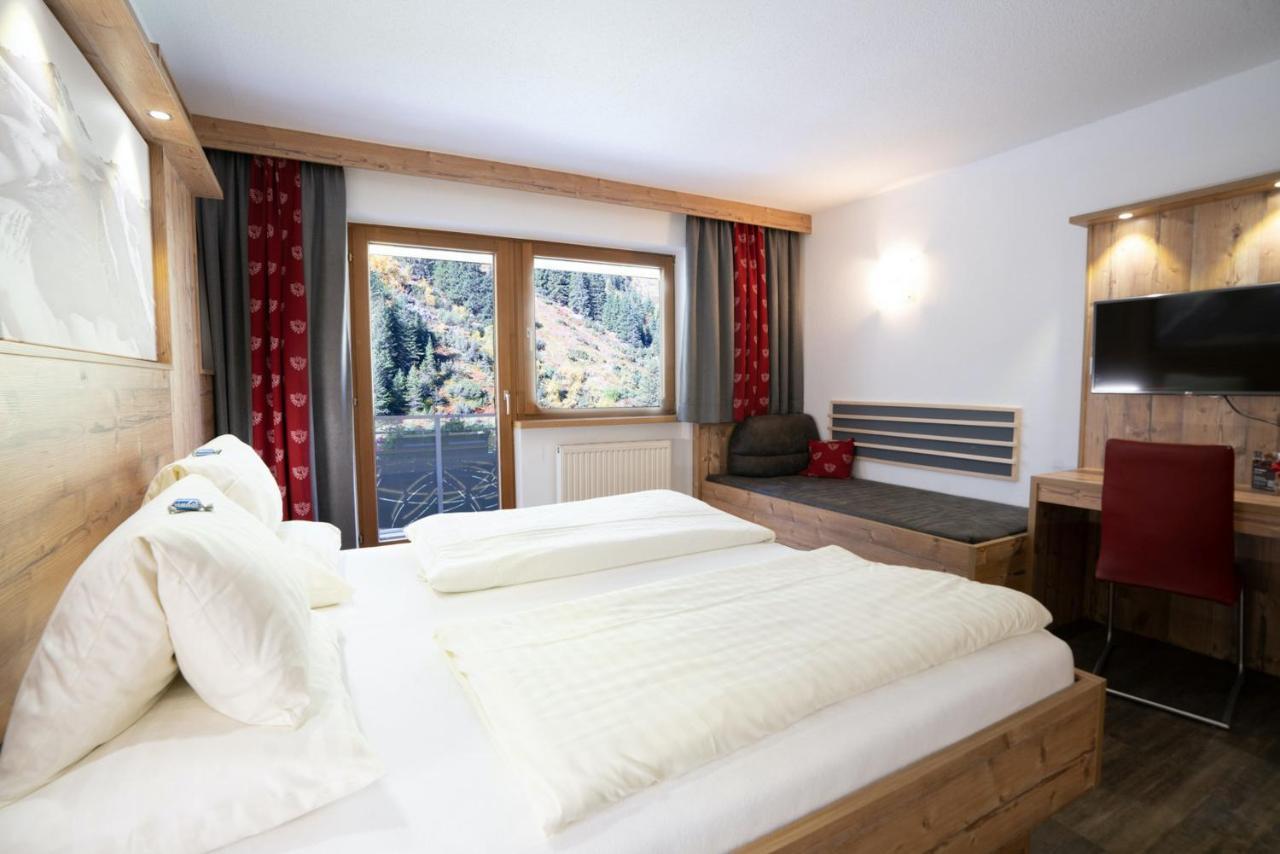 Hotel Gundolf Sankt Leonhard im Pitztal Exterior foto
