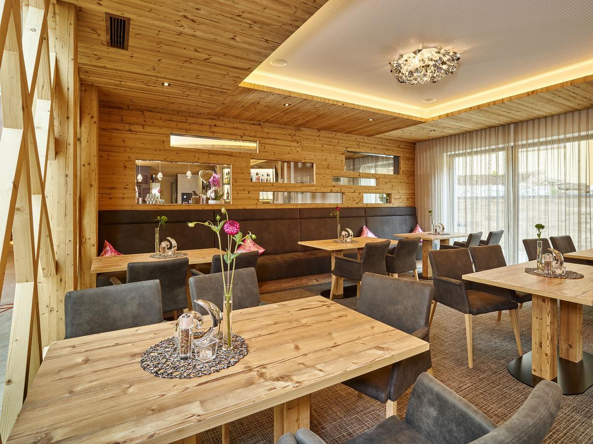 Hotel Gundolf Sankt Leonhard im Pitztal Exterior foto